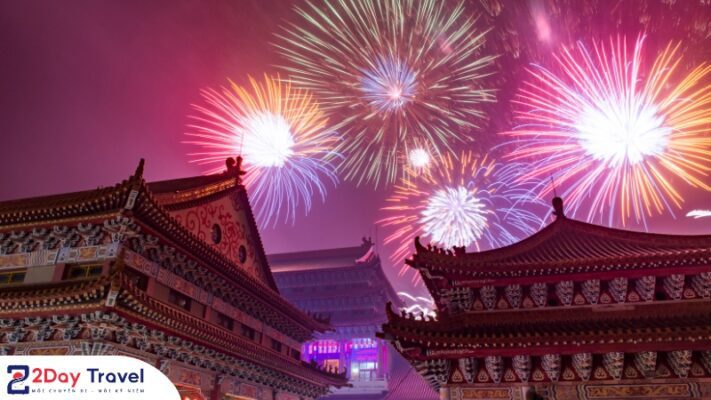 Khám phá những lễ hội đặc sắc tháng 10 tại Đài Loan 7 Nếu đến Đài Loan vào đúng dịp lễ Quốc Khánh, bạn sẽ được chào đón bằng những màn pháo hoa vô cùng rực rỡ