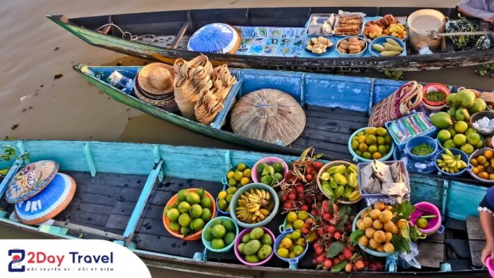 Top 10 Địa điểm du lịch hấp dẫn nhất Việt Nam 21 Chợ nổi Cái Răng – Phiên chợ sống động trên sông