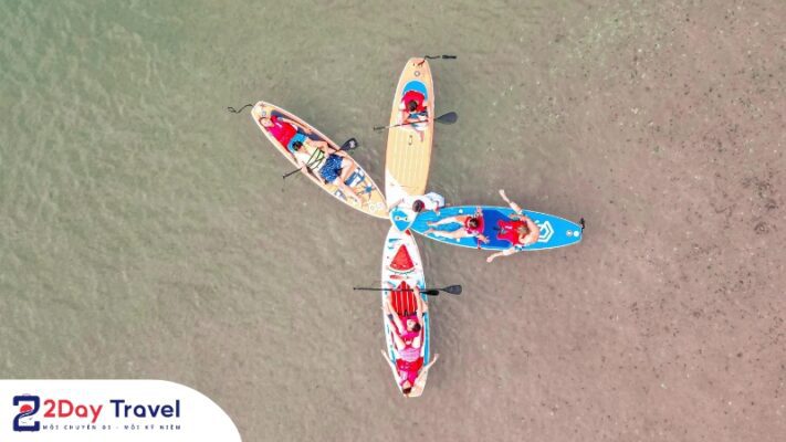 Trải nghiệm chèo SUP tại biển Hòn Chồng – Nha Trang 11 Check-in siêu xịn cùng SUP tại biển Hòn Chồng – Nha Trang
