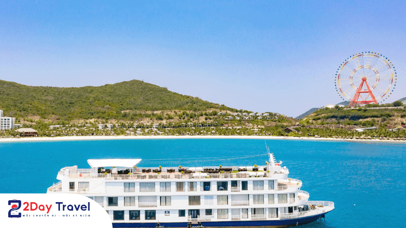 Tour Du Thuyền Ngắm Hoàng Hôn Trên Vịnh Nha Trang 3 tour-du-thuyen-ngam-hoang-hon-vinh-Nha-Trang