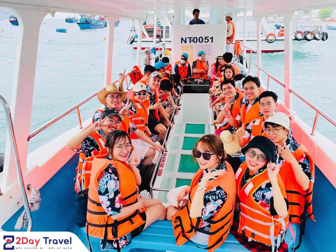 Tour trọn gói Nha Trang Vĩnh Hy 2n1d 2Day Travel