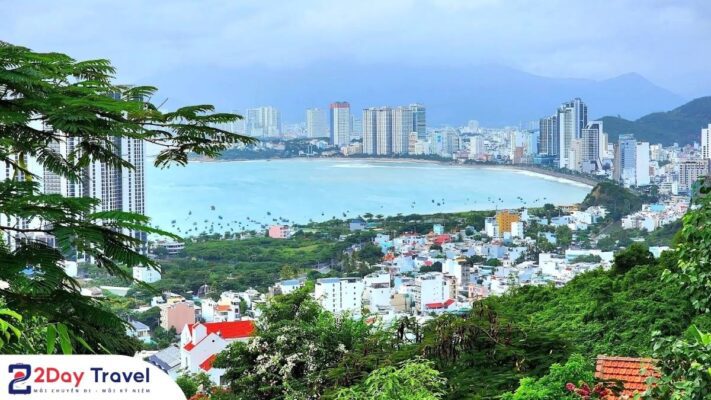 Chùa Đa Bảo Nha Trang: 5 Điều Nhất Định Phải Làm Khi Đến Chùa 9 Ngắm nhìn thành phố Nha Trang từ vị trí Chùa