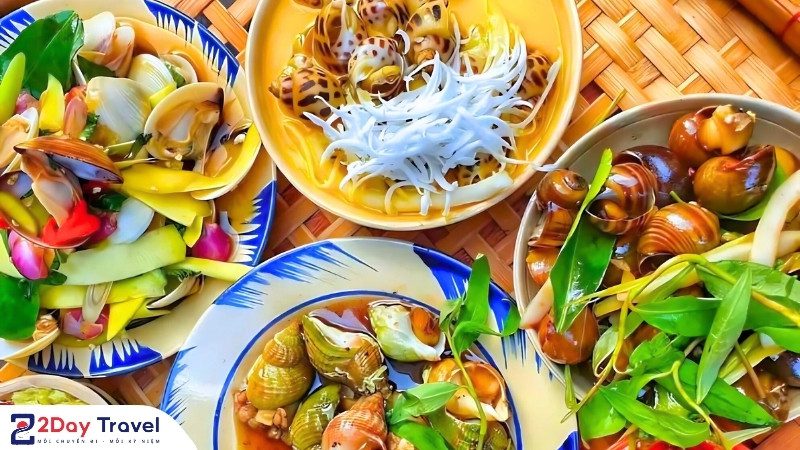 Nha Trang ăn gì? Ăn chơi ‘chuẩn vị’ với TOP đặc sản và kinh nghiệm thực tế 2025 22 Ốc biển Nha Trang – Đậm đà hương vị miền biển