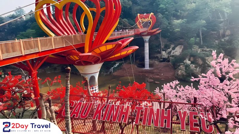 Cầu kính 5D Mộc Châu khiến dân tình phát sốt vì quá ảo diệu 3 Cầu kính 5D Mộc Châu khiến dân tình phát sốt vì quá ảo diệu