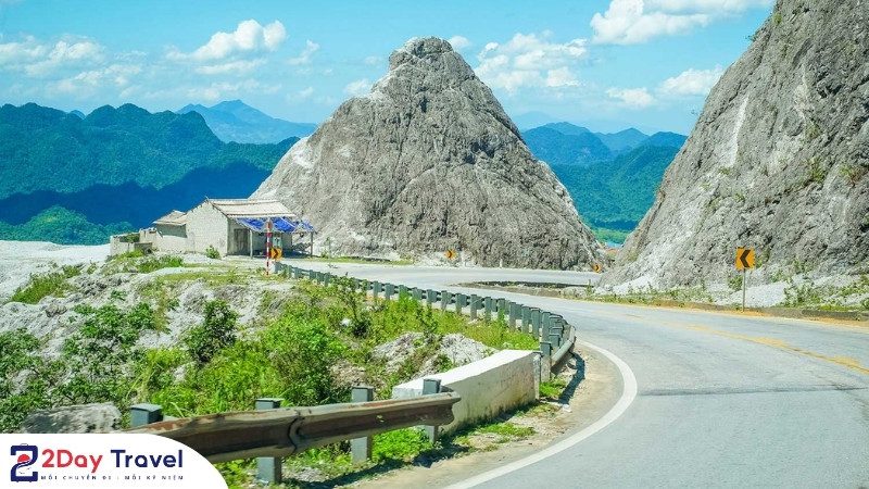 Đèo Thung Khe – “Đá Trắng” đẹp như tuyết khiến dân phượt phát sốt! 2 Đèo Thung Khe – “Đá Trắng” đẹp như tuyết khiến dân phượt phát sốt!