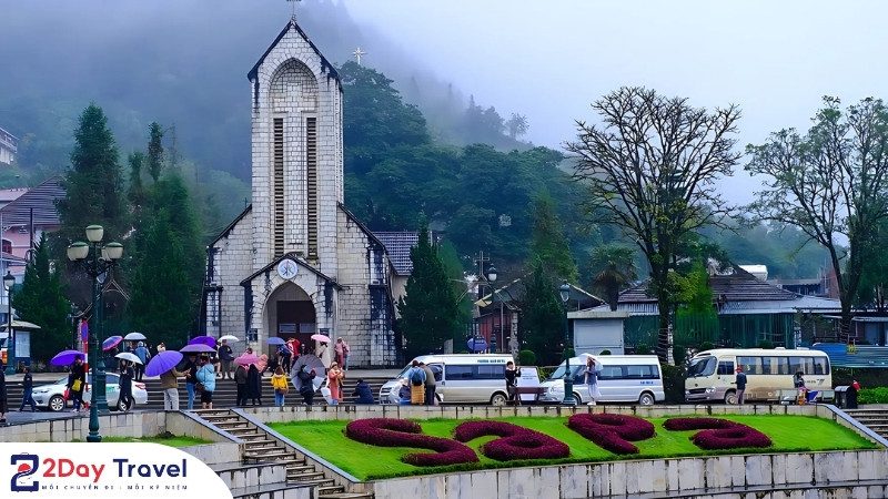 Bí ẩn Nhà thờ Đá Sapa: Kiến trúc Pháp cổ đẹp mê hồn ngay trung tâm! 8 Nhà thờ đá SaPa trải qua dấu mốc lịch sử đáng nhớ