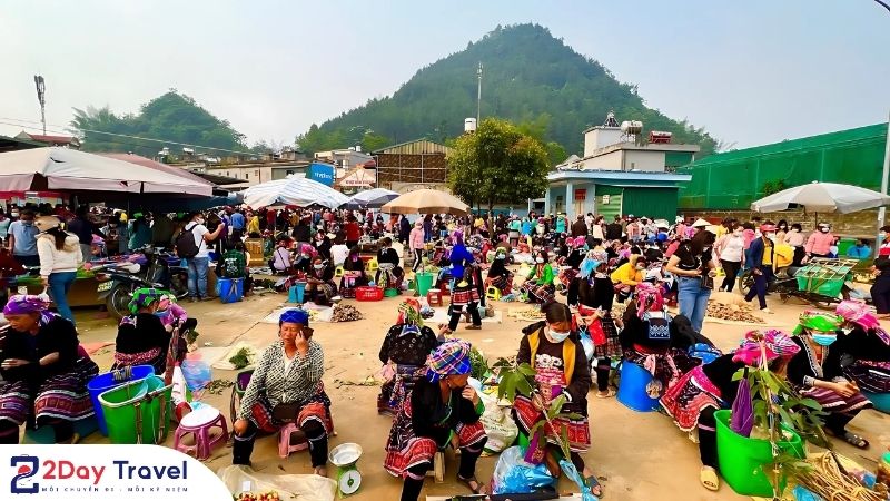 Khám Phá Phiên Chợ Dân Tộc: Kho Báu Văn Hóa Vùng Cao Chờ Bạn! 6 Không gian tại phiên chợ dân tộc