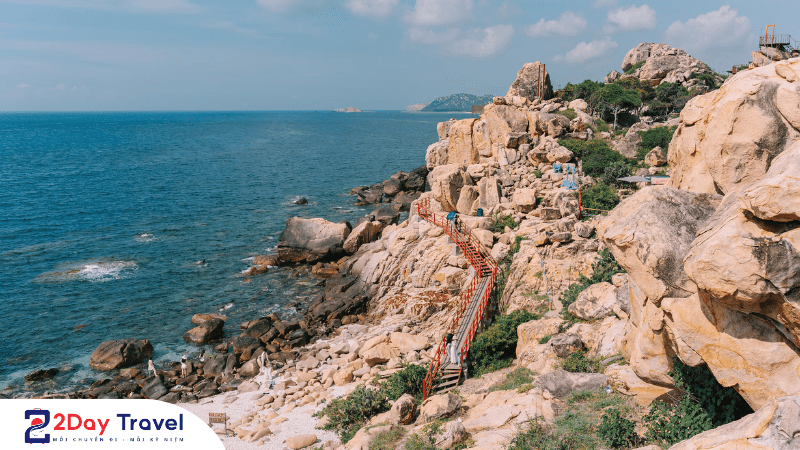 Check-in Vĩnh Hy Khung Giờ Lý Tưởng Nhất ? 7 Tiết Lộ Tổng Quan Các Khung Giờ Check-in Vĩnh Hy Lý Tưởng Nhất!