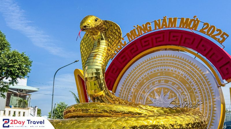 Linh vật rắn Tết Ất Tỵ năm 2025 _ Anh Hai Bạc Liêu