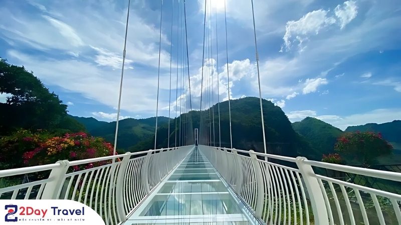 Cấu trúc của cầu kính Bạch Long