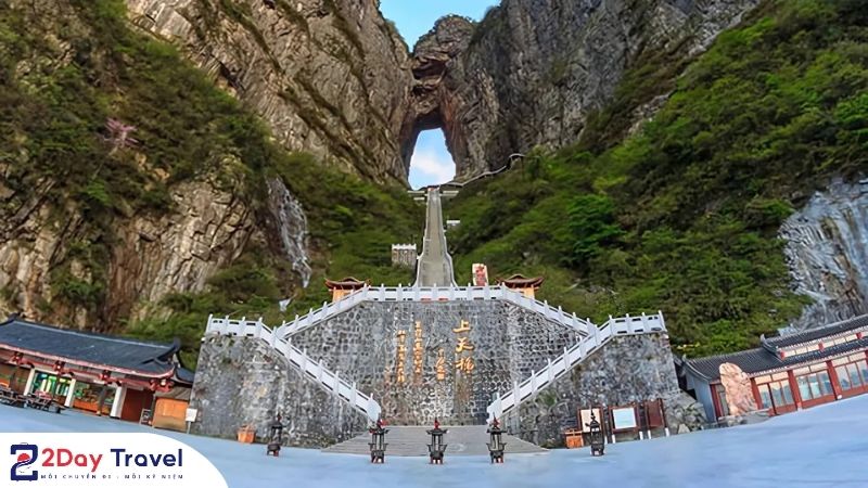 Bí mật Cổng trời Quản Bạ